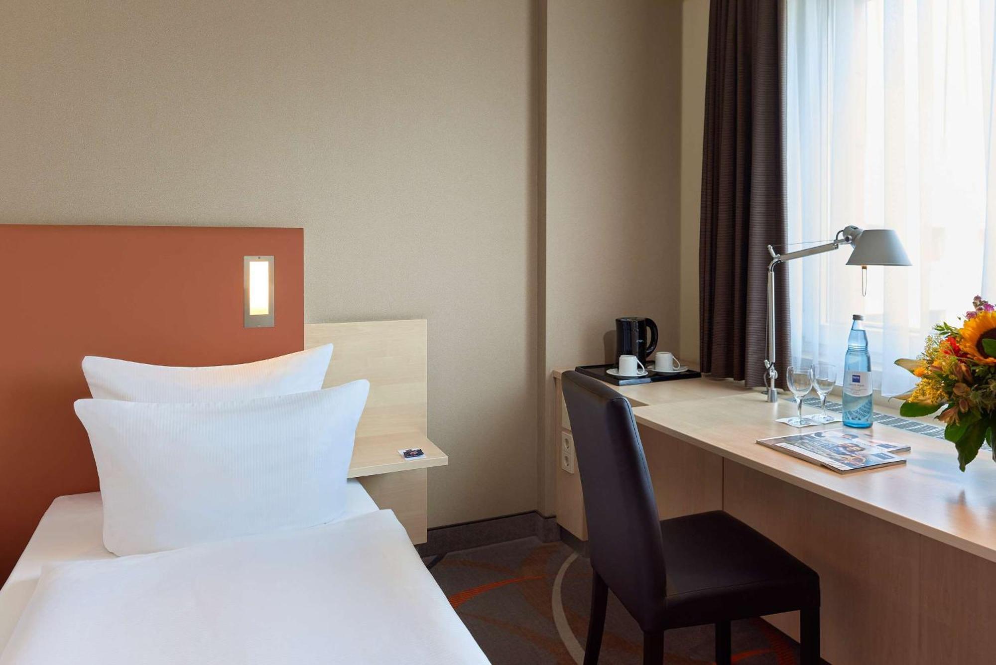 Essential By Dorint Berlin-adlershof 3* Berlino