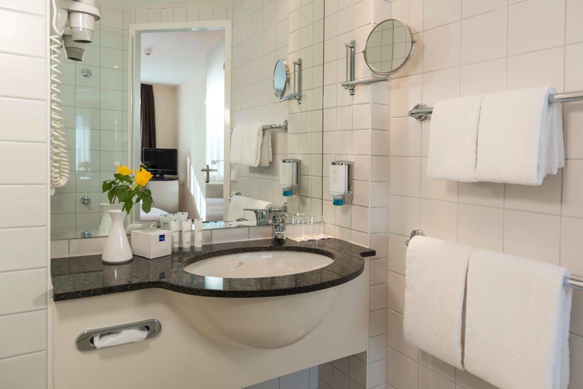 Essential By Dorint Berlin-adlershof Berlino